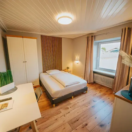 Hotel Leo