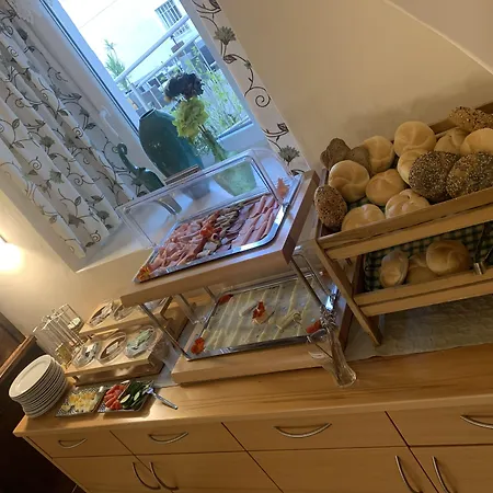 Ξενοδοχείο Leo Στάιρ