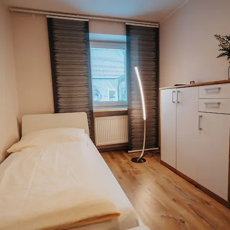 Leo Hotel