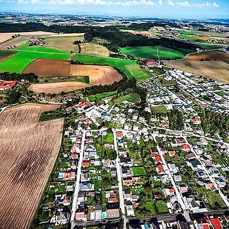 Leo Szálloda Steyr
