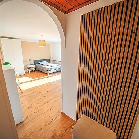 Leo Hotel 3*